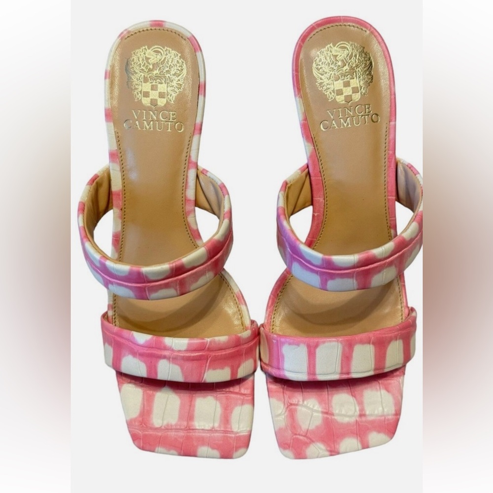 Vince Camuto Pink and White Heels Size 8.5